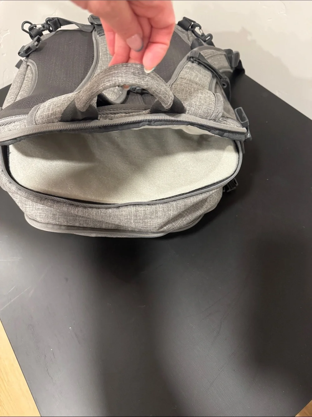 Gray Carryon Clamshell Backpack Shoulder Bag